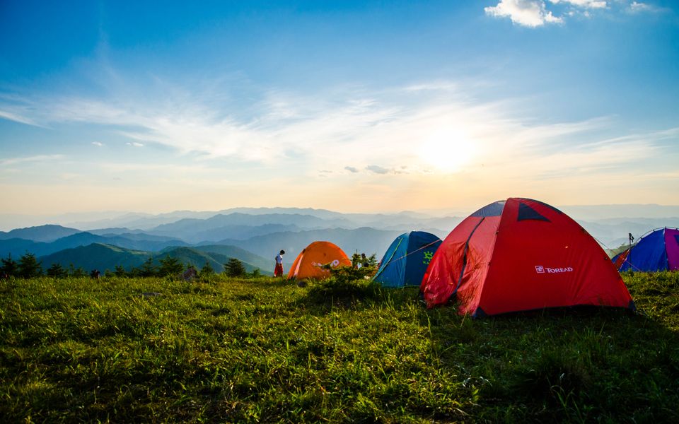 Ultralight tent